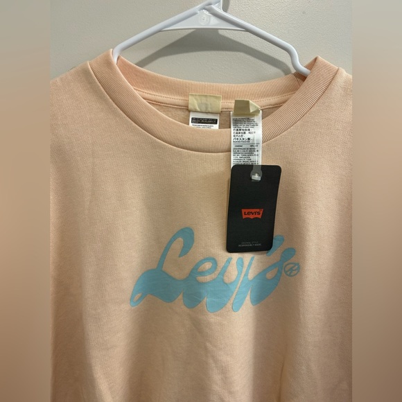 🍁NWT Peach and Blue Levi’s Cropped Sweatshirt - Picture 4 of 15